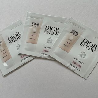 ディオール(Dior)のDIOR スノーUVシールドトーンアップ50＋ 日焼け止め乳液 3つ(化粧下地)