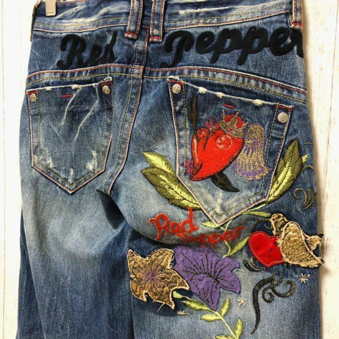 REDPEPPER(レッドペッパー)のレッド ペッパー　デニム　ブーツカット　パンツ　ジーンズ　刺繍　25 レディースのパンツ(デニム/ジーンズ)の商品写真