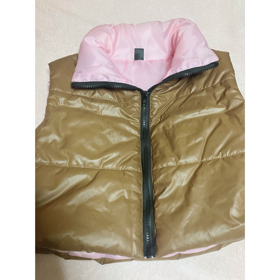 SHEIN(シーイン)のベスト　ダウン　ダウンベスト　ブラウン　ピンク　茶色　SHEIN XSサイズ レディースのジャケット/アウター(ダウンベスト)の商品写真