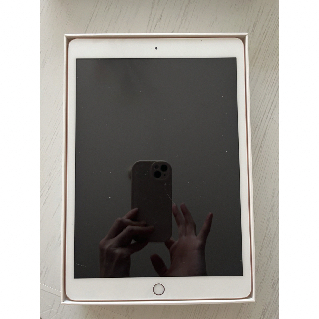 Apple(アップル)のApple iPad第7世代⭐︎Wi-Fi 32GB ローズピンク スマホ/家電/カメラのPC/タブレット(タブレット)の商品写真