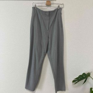 ザラ(ZARA)のZara パンツ(カジュアルパンツ)