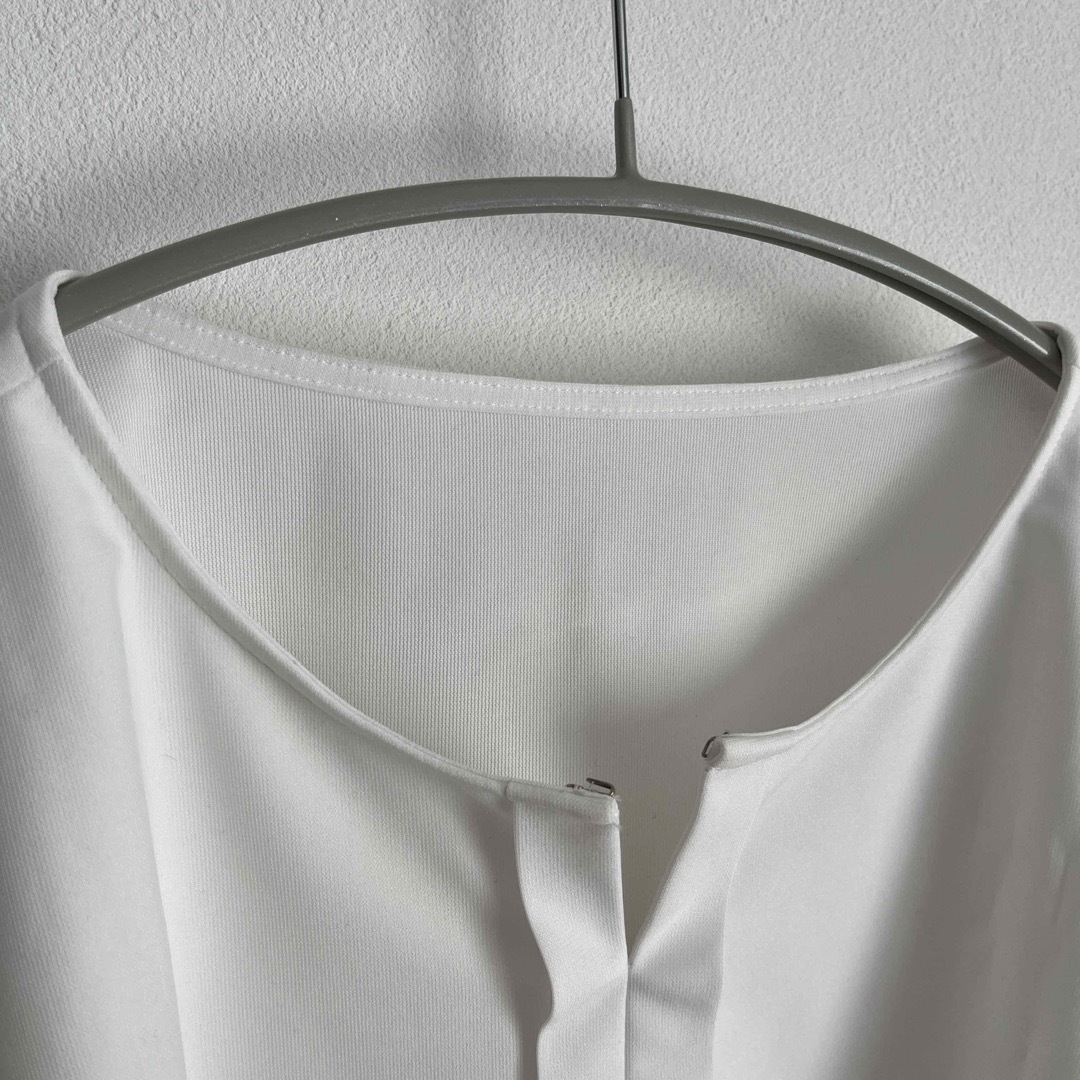 ORIHICA(オリヒカ)のオリヒカ 半袖ブラウス　ホワイト レディースのトップス(シャツ/ブラウス(半袖/袖なし))の商品写真