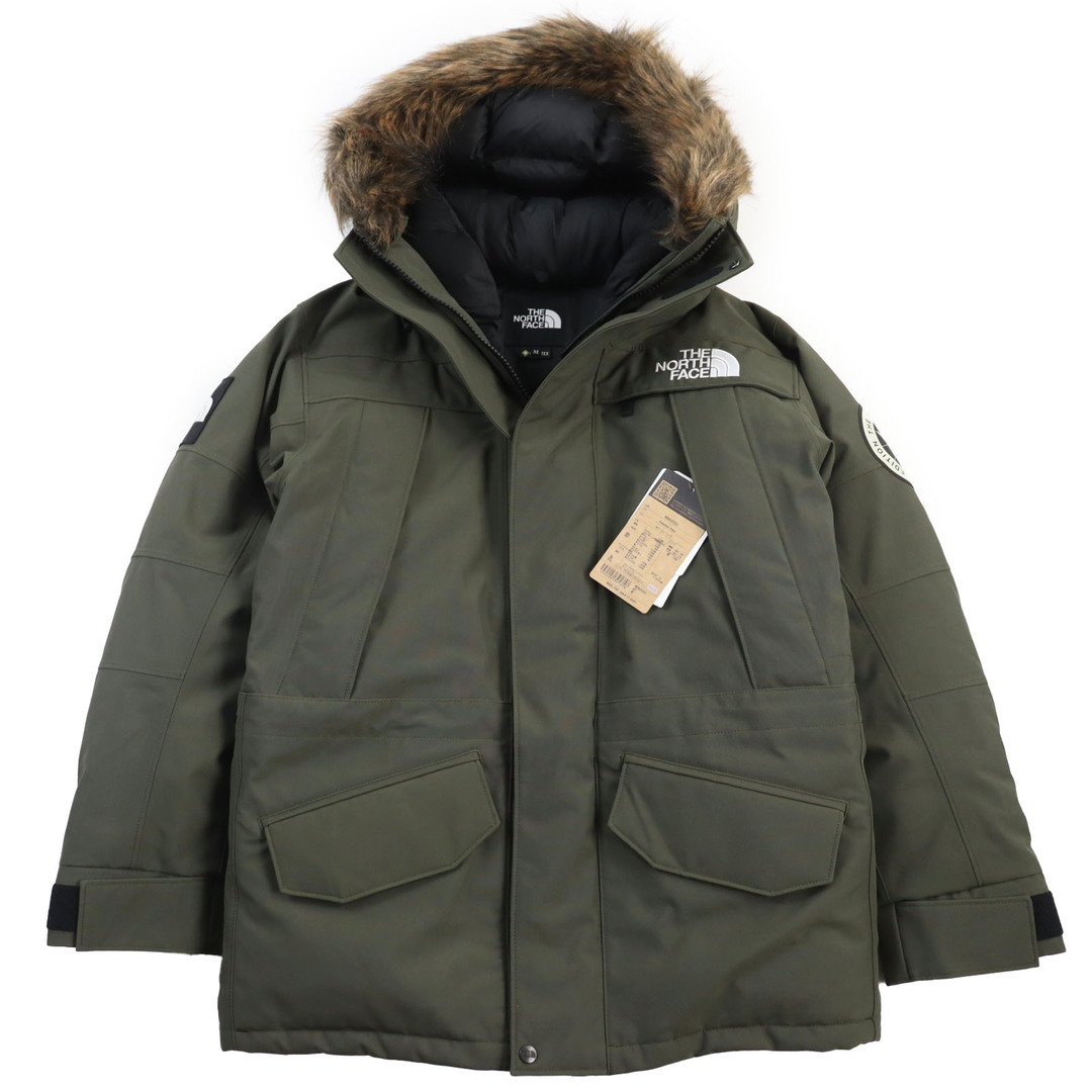 THE NORTH FACE(ザノースフェイス)の未使用品●THE NORTH FACE ザ・ノースフェイス ND92032 Antarctica Parka GORE-TEX ゴアテックス ファー ロゴワッペン付き フーデッドダウンジャケット ニュートープ M 正規品 メンズ メンズのジャケット/アウター(ダウンジャケット)の商品写真