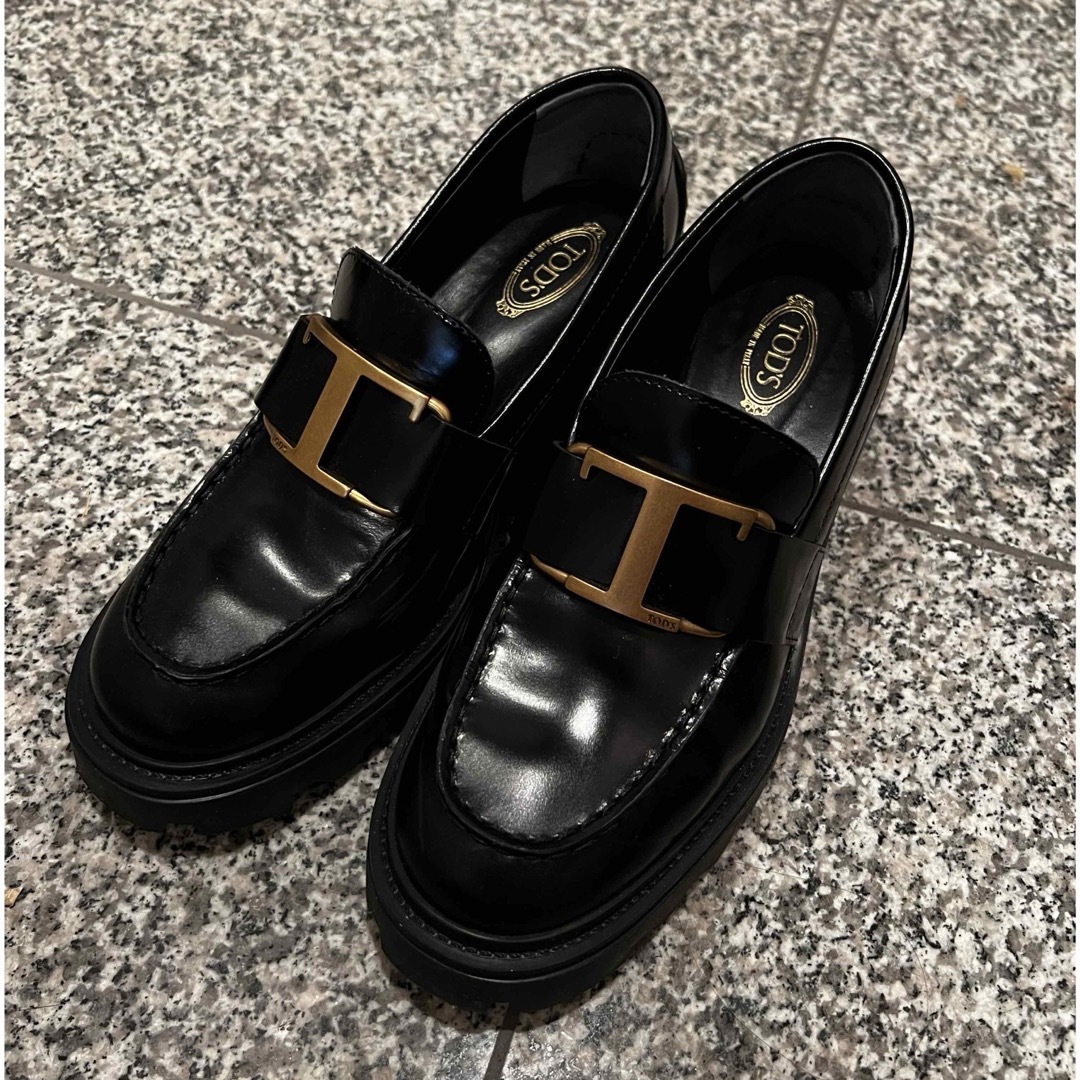 TOD'S(トッズ)のTOD’S T タイムレス レザー ローファー レディースの靴/シューズ(ローファー/革靴)の商品写真