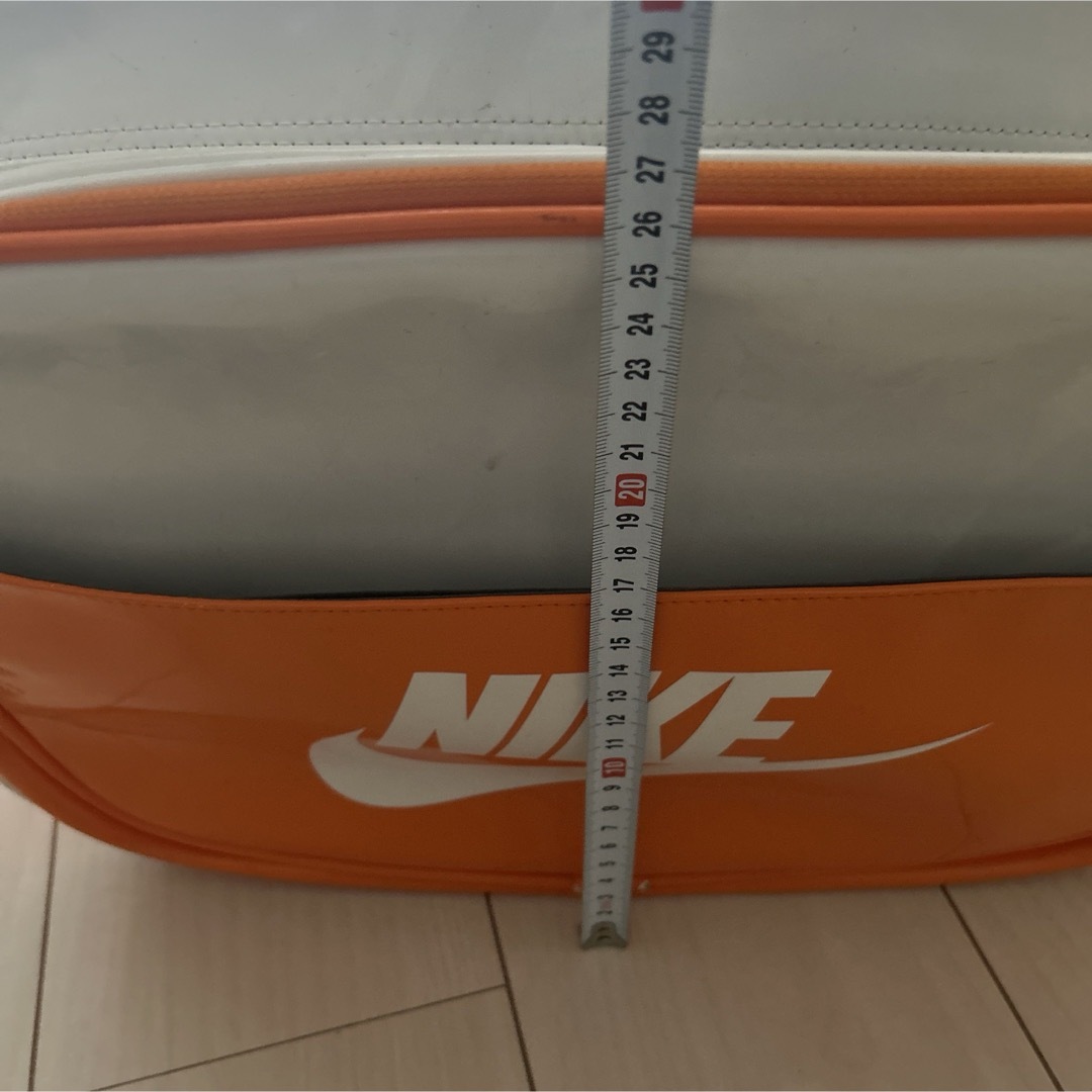 NIKE(ナイキ)のNIKE バッグ メンズのバッグ(ショルダーバッグ)の商品写真