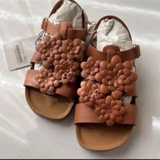 ザラキッズ(ZARA KIDS)のzara baby zara kids フラワーサンダル(サンダル)