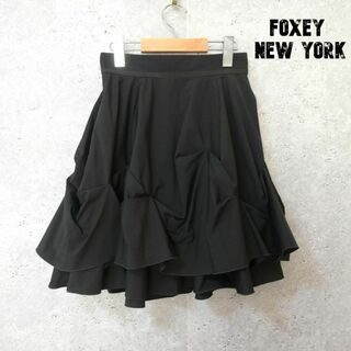 フォクシーニューヨーク(FOXEY NEW YORK)の美品 FOXEY NEW YORK ナイロン系 膝丈 フリーダムスカート(ひざ丈スカート)