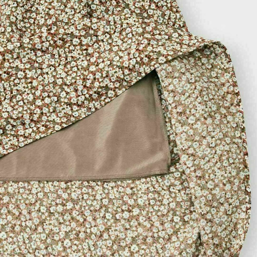 GU(ジーユー)の新品 着回し 春夏レトロ小花柄 フラワープリントフレアロングスカート 茶色 M レディースのスカート(ロングスカート)の商品写真