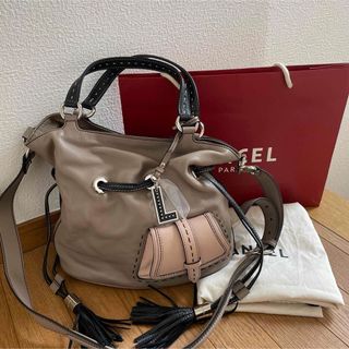 新品未使用 パリで購入 LANCEL ランセル プルミエフラート バケットバッグ