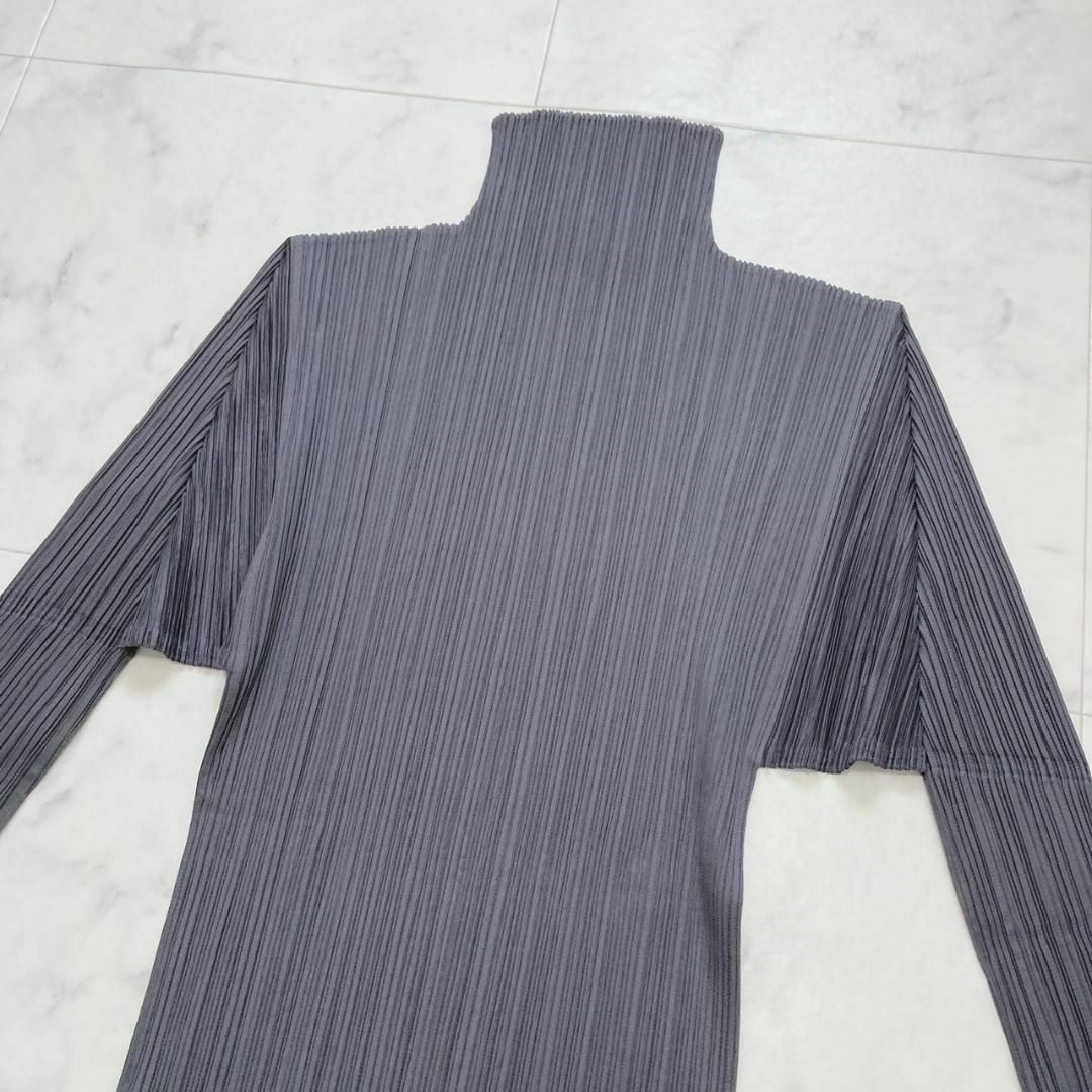 PLEATS PLEASE ISSEY MIYAKE(プリーツプリーズイッセイミヤケ)のPLEATS PLEASE ボトルネック トップスブラウス　2000AW レディースのトップス(カットソー(長袖/七分))の商品写真