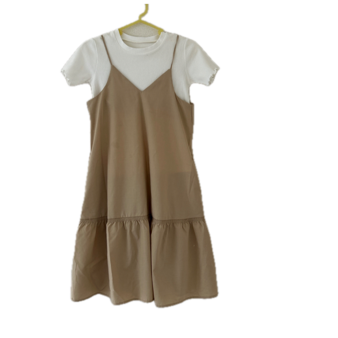 GU(ジーユー)のGU ワンピース 140 キッズ/ベビー/マタニティのキッズ服女の子用(90cm~)(ワンピース)の商品写真