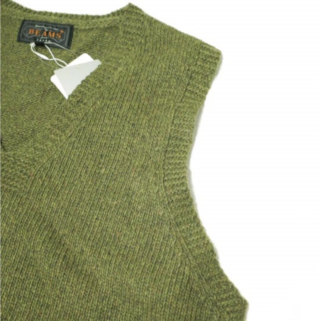 BEAMS PLUS(ビームスプラス)のBEAMS PLUS ビームスプラス Eco Wool Military Vest エコウール ミリタリーニットベスト 11-05-0122-048 M オリーブ セーター Vネック プルオーバー トップス【新古品】【中古】【BEAMS PLUS】 メンズのトップス(ニット/セーター)の商品写真