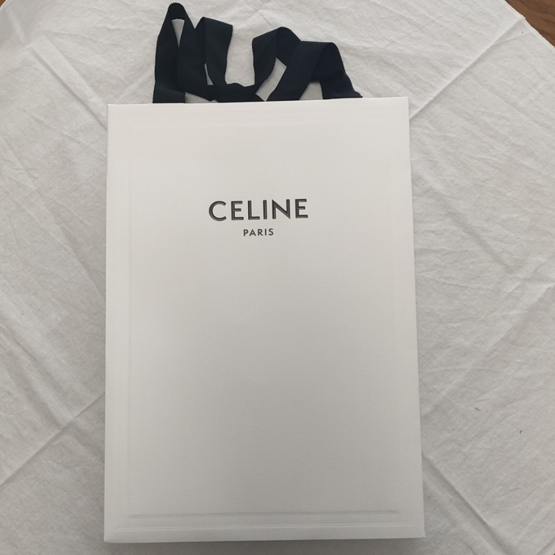 celine(セリーヌ)のCELINE　ショッパー　紙袋 レディースのバッグ(ショップ袋)の商品写真
