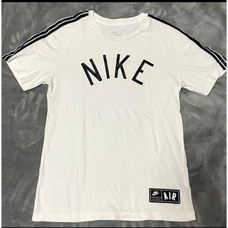 ナイキ(NIKE)のNIKE 半袖(Tシャツ(半袖/袖なし))