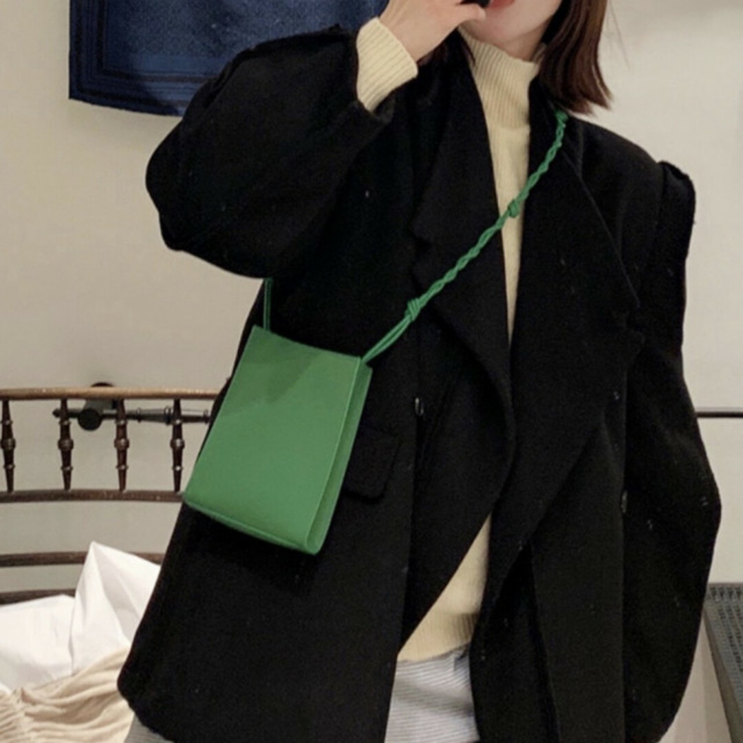 スクエア 三つ編み ショルダーバッグ みどり ミドリ 緑 斜めがけ 韓国 カラー レディースのバッグ(ショルダーバッグ)の商品写真