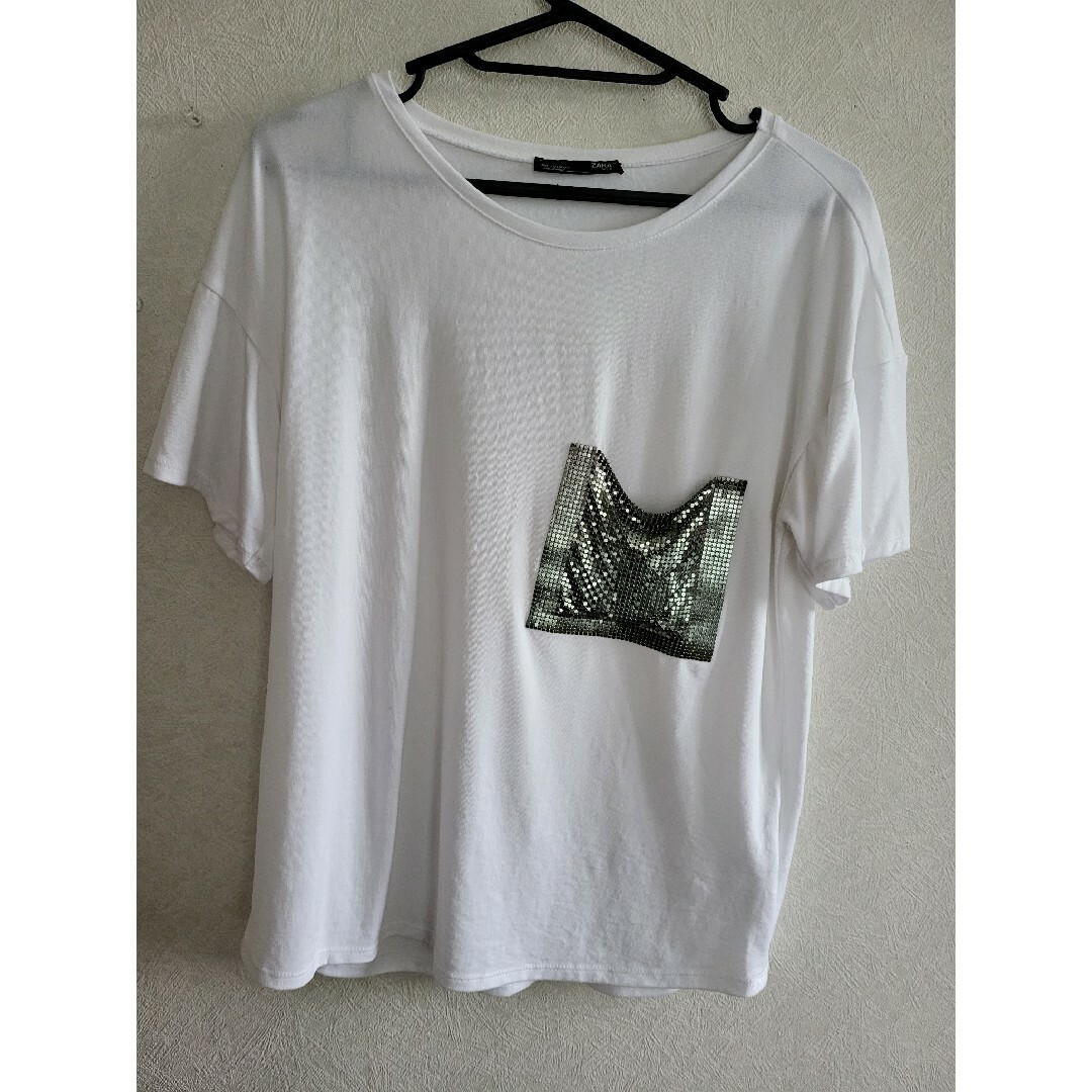 ZARA(ザラ)の【ZARA】Tシャツ　ポケットキラキラ レディースのトップス(Tシャツ(半袖/袖なし))の商品写真