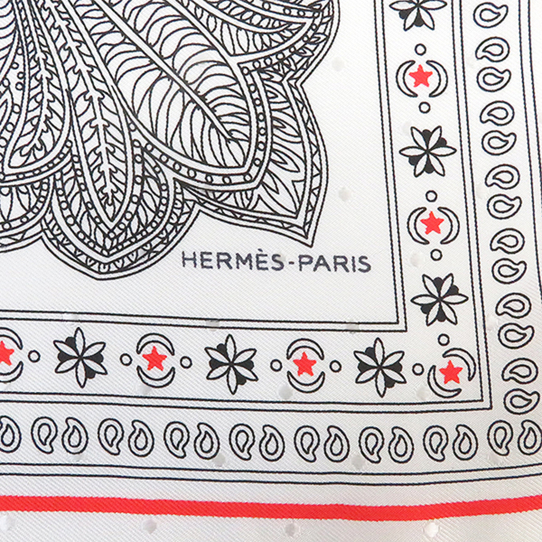 Hermes(エルメス)のエルメス HERMES スカーフ カレ55 CARRE シルク ホワイト×ブラック×ルージュ 【LE JARDIN DE LA MAHAR/マハラニの庭】  【箱】【中古】 ハンドメイドのファッション小物(スカーフ)の商品写真