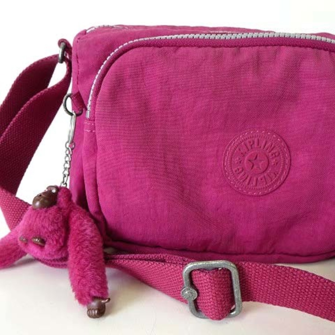 kipling(キプリング)のキプリング KIPLING バッグ ショルダーバッグ ナイロン ロゴ 赤紫 鞄 レディースのバッグ(ショルダーバッグ)の商品写真