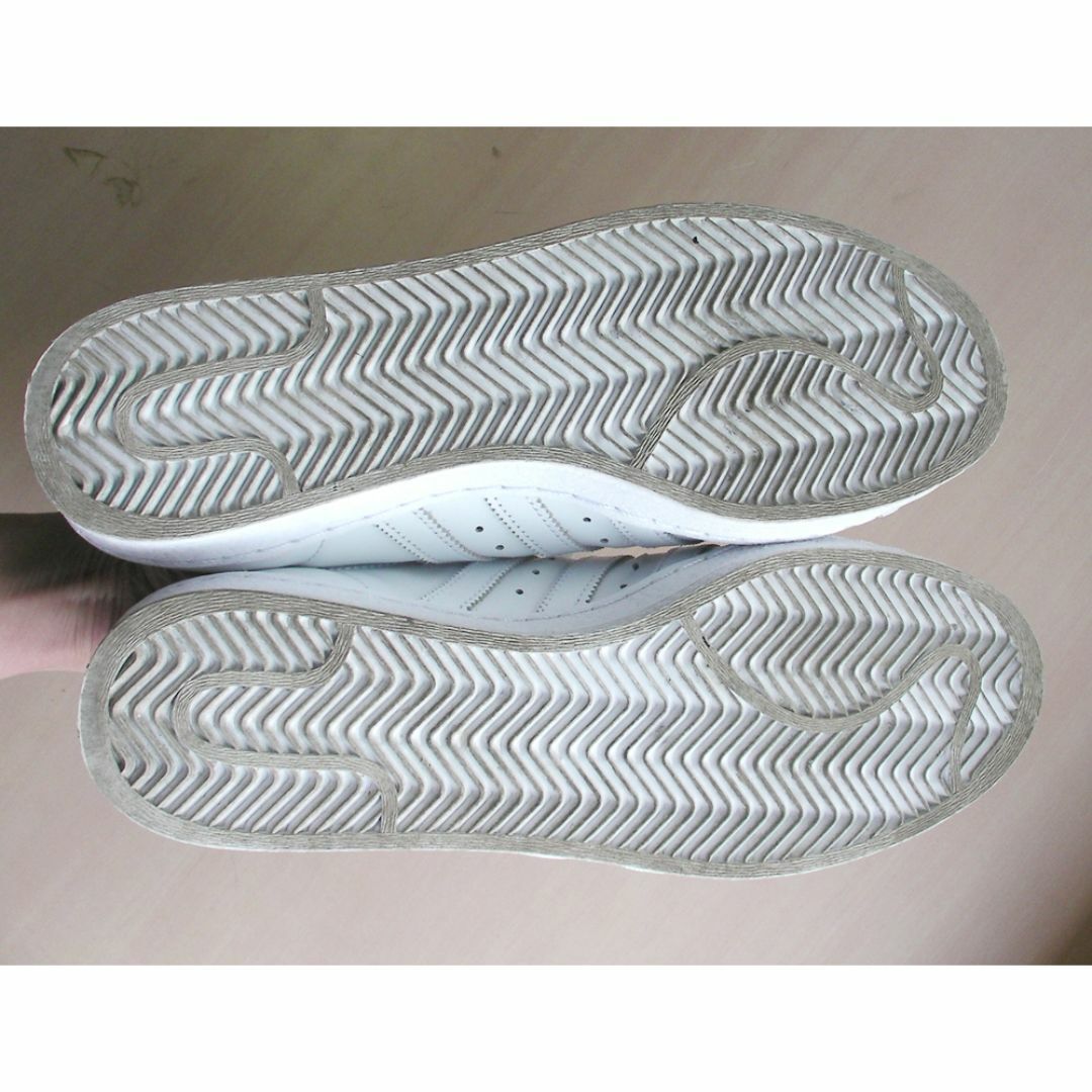 adidas(アディダス)のアディダスオリジナルス　スニーカー　スパースター　美品　27cm　ドレスアップ メンズの靴/シューズ(スニーカー)の商品写真