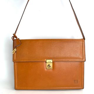 ロエベ(LOEWE)の美品　ロエベ ショルダーバッグ アナグラム ユニセックス レザー ブラウン 茶(ショルダーバッグ)