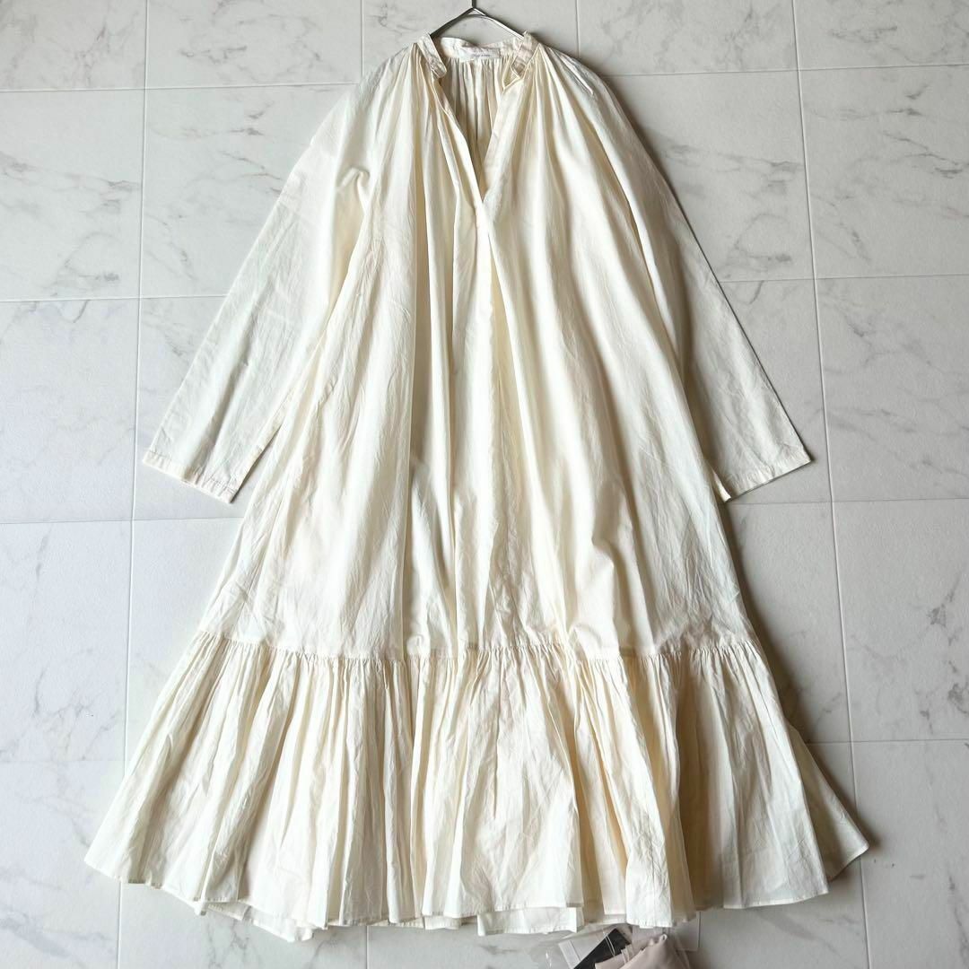 Plage(プラージュ)のPlage神戸店限定✨LAWN VOLUME FLARE DRESS 36 レディースのワンピース(ロングワンピース/マキシワンピース)の商品写真