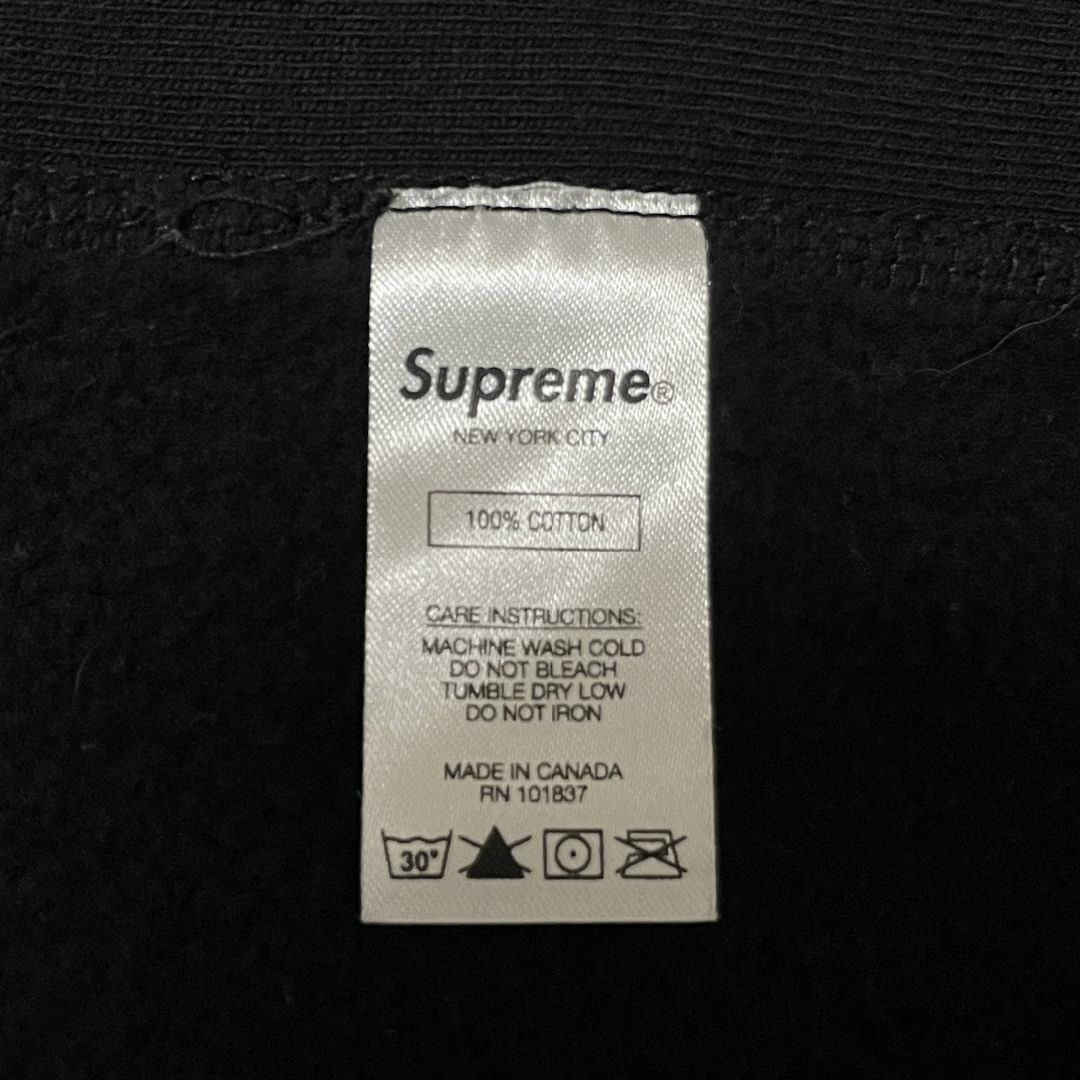 Supreme(シュプリーム)のSupreme Classic Script Hooded Sweatshirt メンズのトップス(パーカー)の商品写真