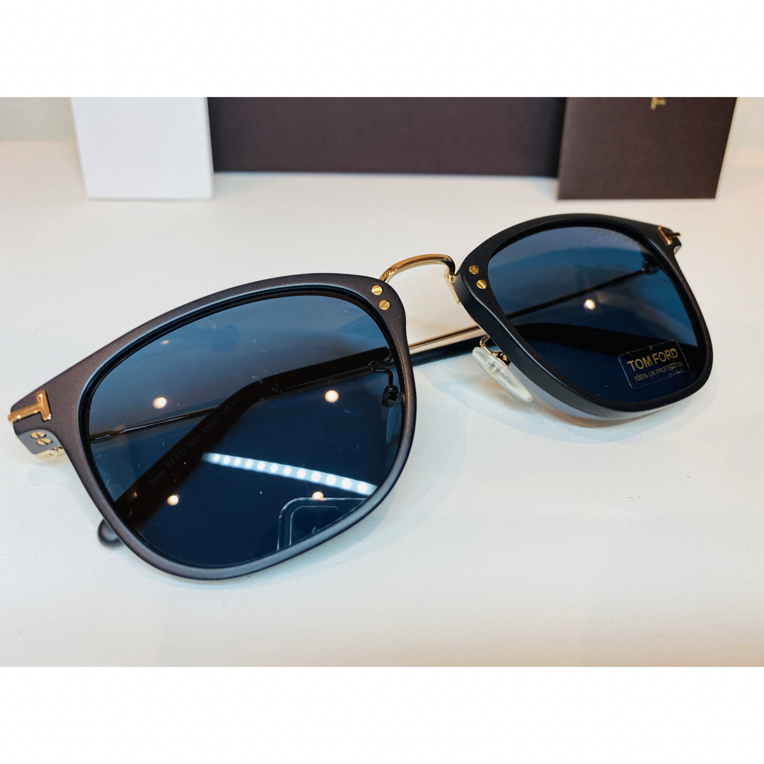 TOM FORD - 入手困難レア朝倉未来さん着用 TOMFORD TF0672 02N TOM FORD - 入手困難レア朝倉未来さん着用 TOMFORD TF0672 02N