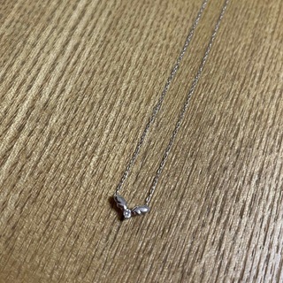 最終値下✨ 新品✨K10WG ネックレス　ホワイトゴールド　ダイヤモンド　(ネックレス)