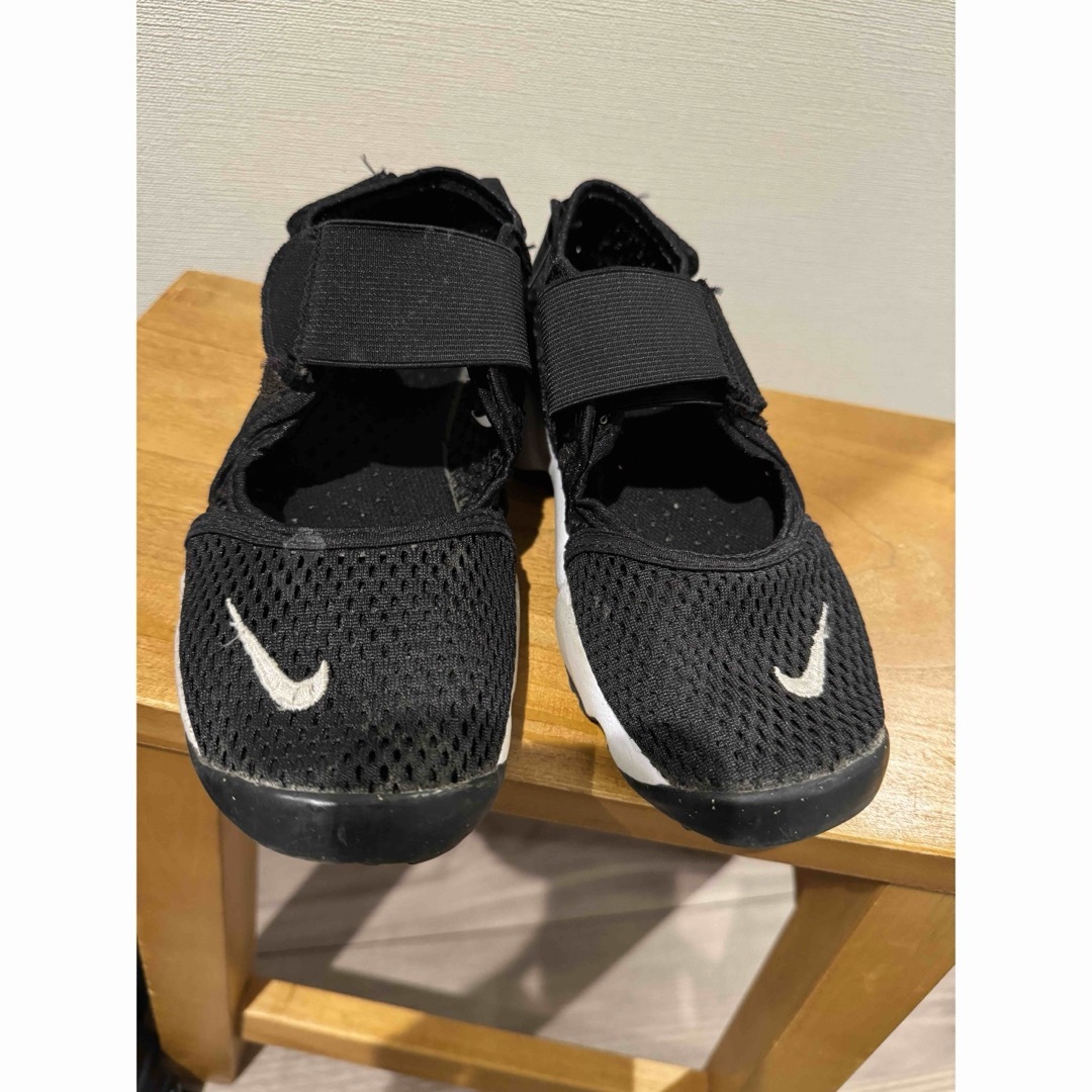 NIKE(ナイキ)のナイキ　リフト　キッズ21㎝ キッズ/ベビー/マタニティのキッズ靴/シューズ(15cm~)(サンダル)の商品写真