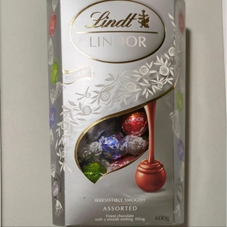 リンツ(Lindt)のリンツ リンドール シルバーアソート コストコ チョコレート4種類アソート 詰め(菓子/デザート)