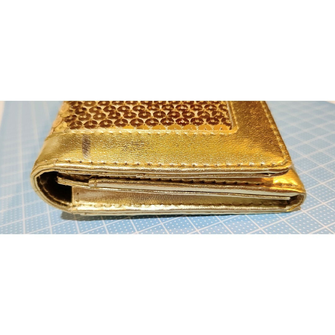 claire's(クレアーズ)のクレアーズ ゴールドスパンコール　大容量　長財布 レディースのファッション小物(財布)の商品写真