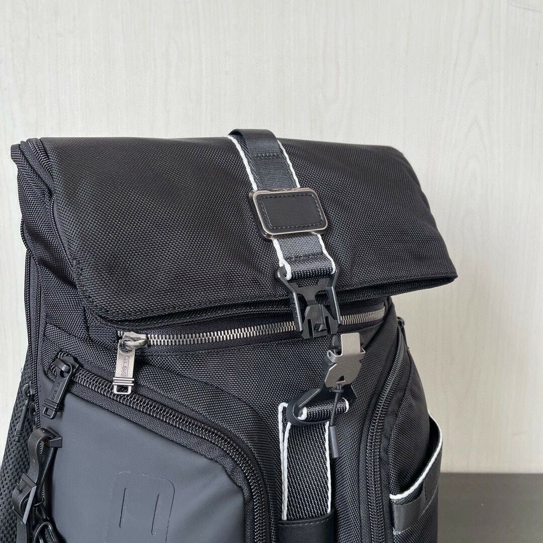 TUMI(トゥミ)のTUMI 「ロジスティック」ALPHA BRAVO232759リュックサック 黒 メンズのバッグ(バッグパック/リュック)の商品写真