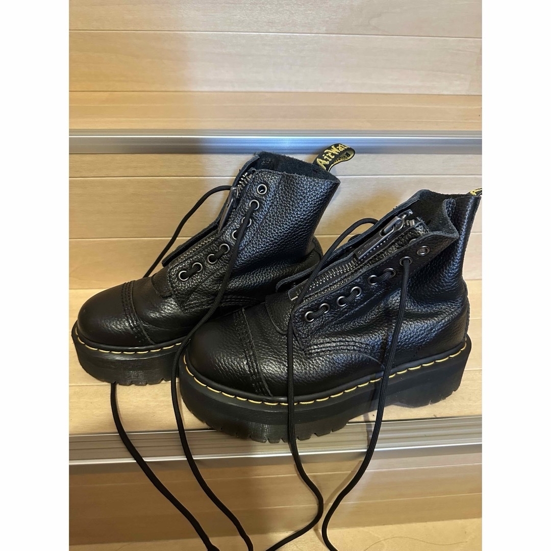 Dr.Martens(ドクターマーチン)のドクターマーチン　厚底 レディースの靴/シューズ(ブーツ)の商品写真