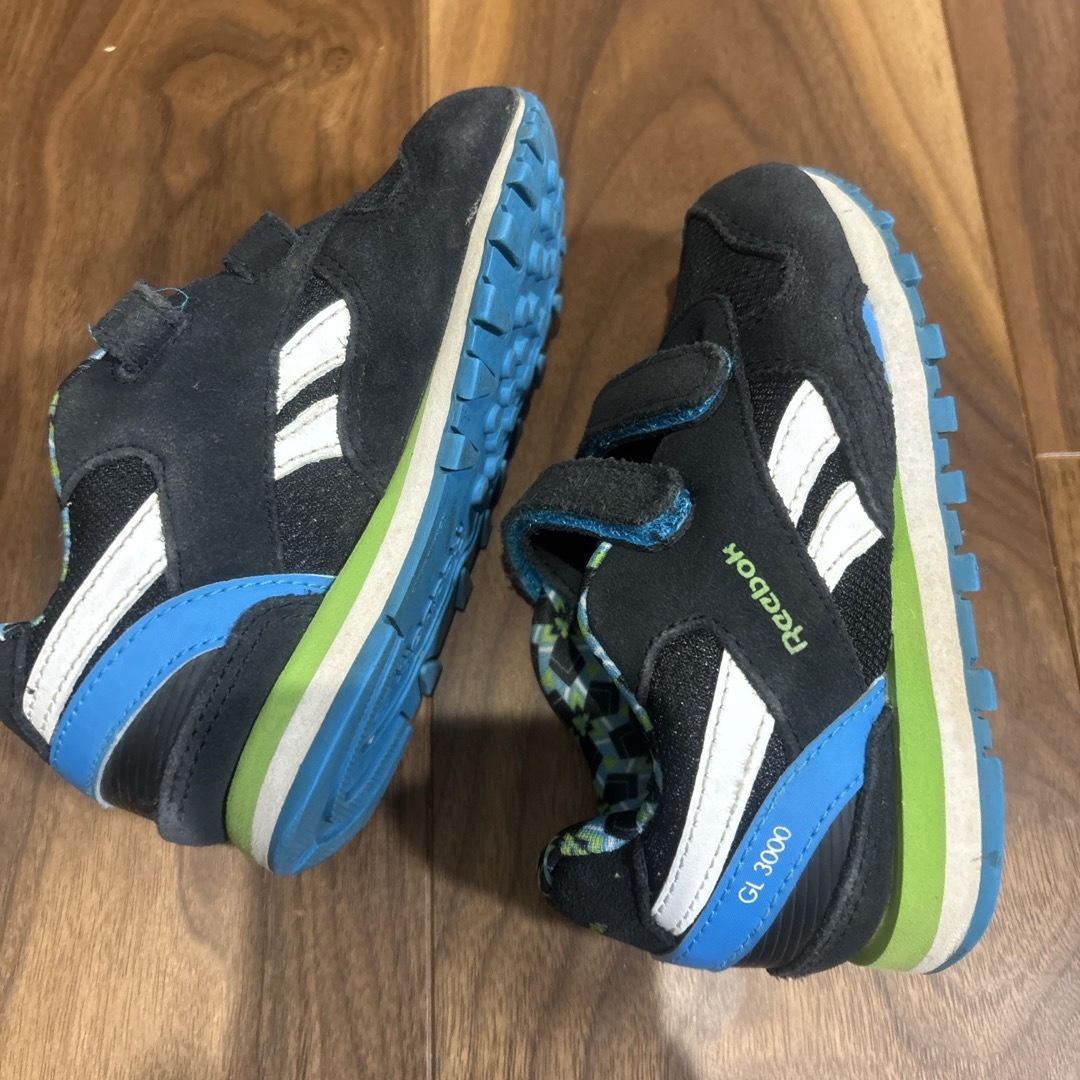 Reebok(リーボック)のReebok  スニーカー　14.5 キッズ/ベビー/マタニティのキッズ靴/シューズ(15cm~)(スニーカー)の商品写真