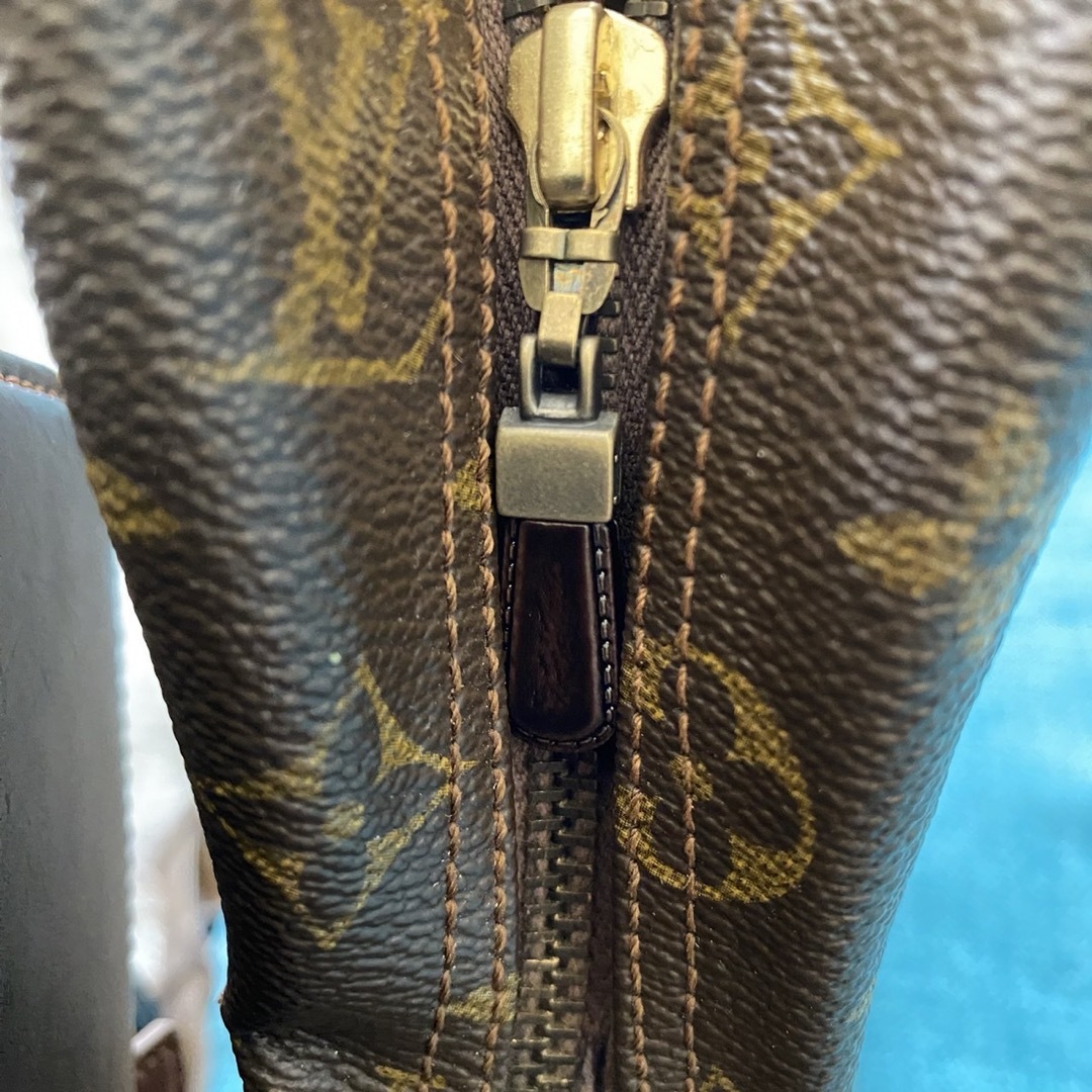 LOUIS VUITTON(ルイヴィトン)のオールドlouis vuittonトラベルバッグメッセンジャーバッグ メンズのバッグ(メッセンジャーバッグ)の商品写真