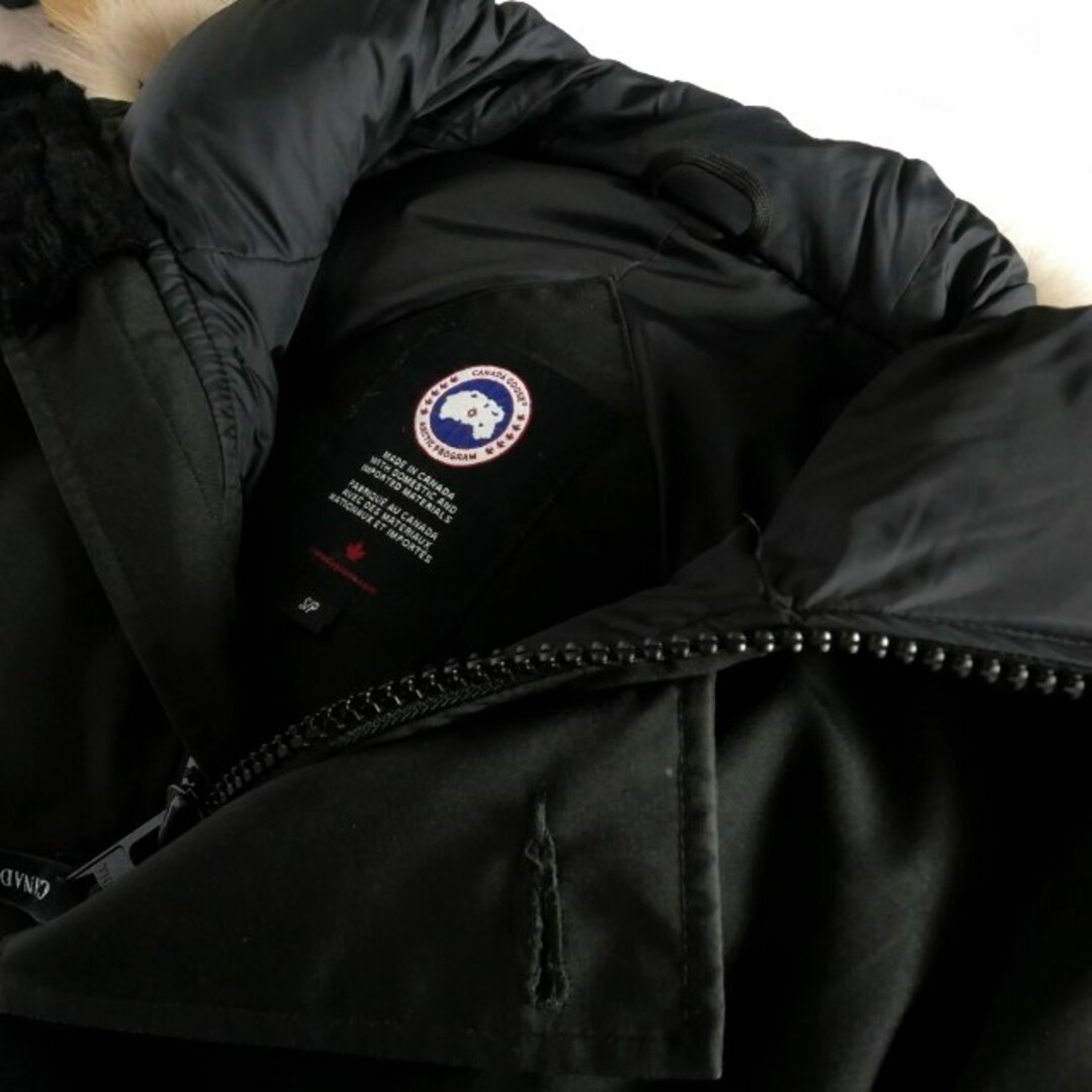 CANADA GOOSE(カナダグース)のカナダグース CANADA GOOSE JASPER PARKA S ブラック メンズのジャケット/アウター(ダウンジャケット)の商品写真