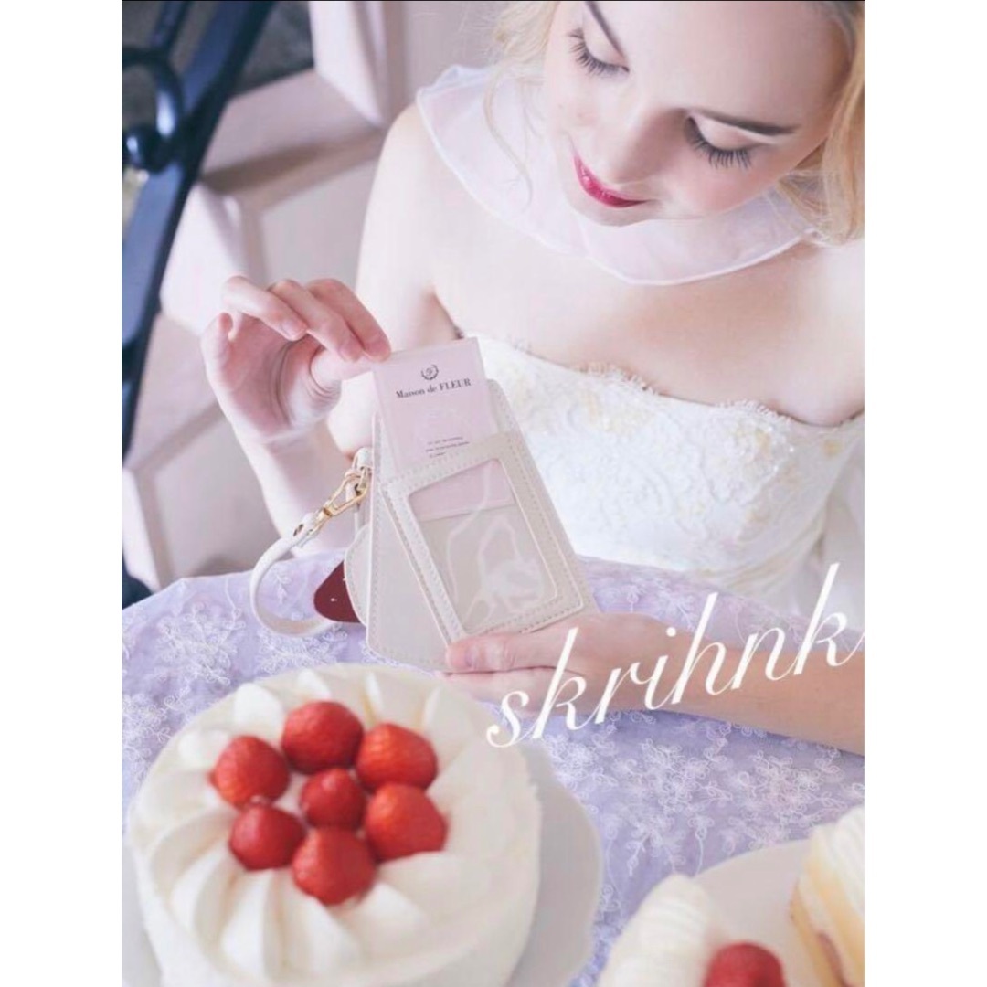 Maison de FLEUR(メゾンドフルール)の♡メゾンドフルール♡フレーズカードケース♡ショートケーキ♡パスケース♡定期入れ♡ レディースのファッション小物(名刺入れ/定期入れ)の商品写真