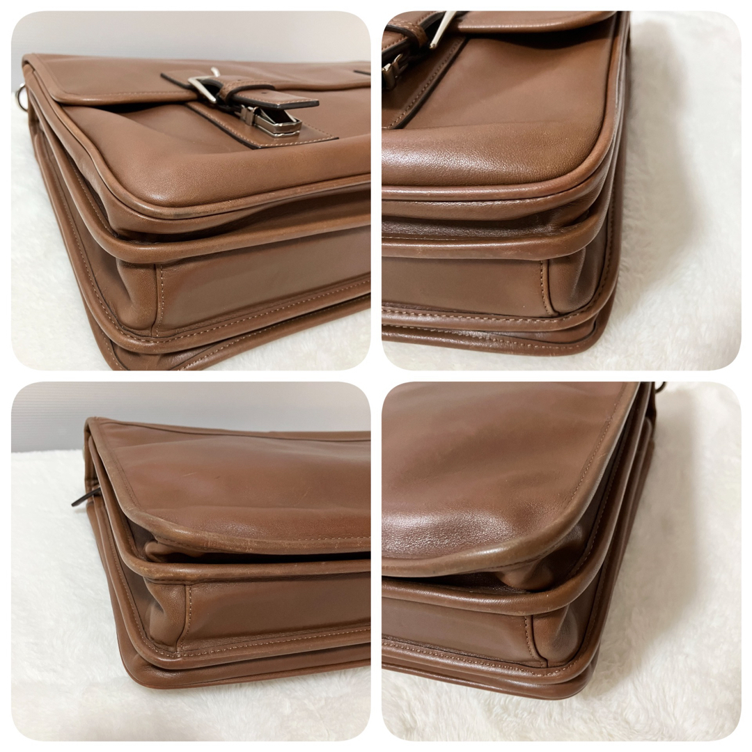 美品 COACH ビジネスバッグ 2way ショルダー ハンド 収納多数 A4 美品 COACH ビジネスバッグ 2way ショルダー ハンド 収納多数 A4