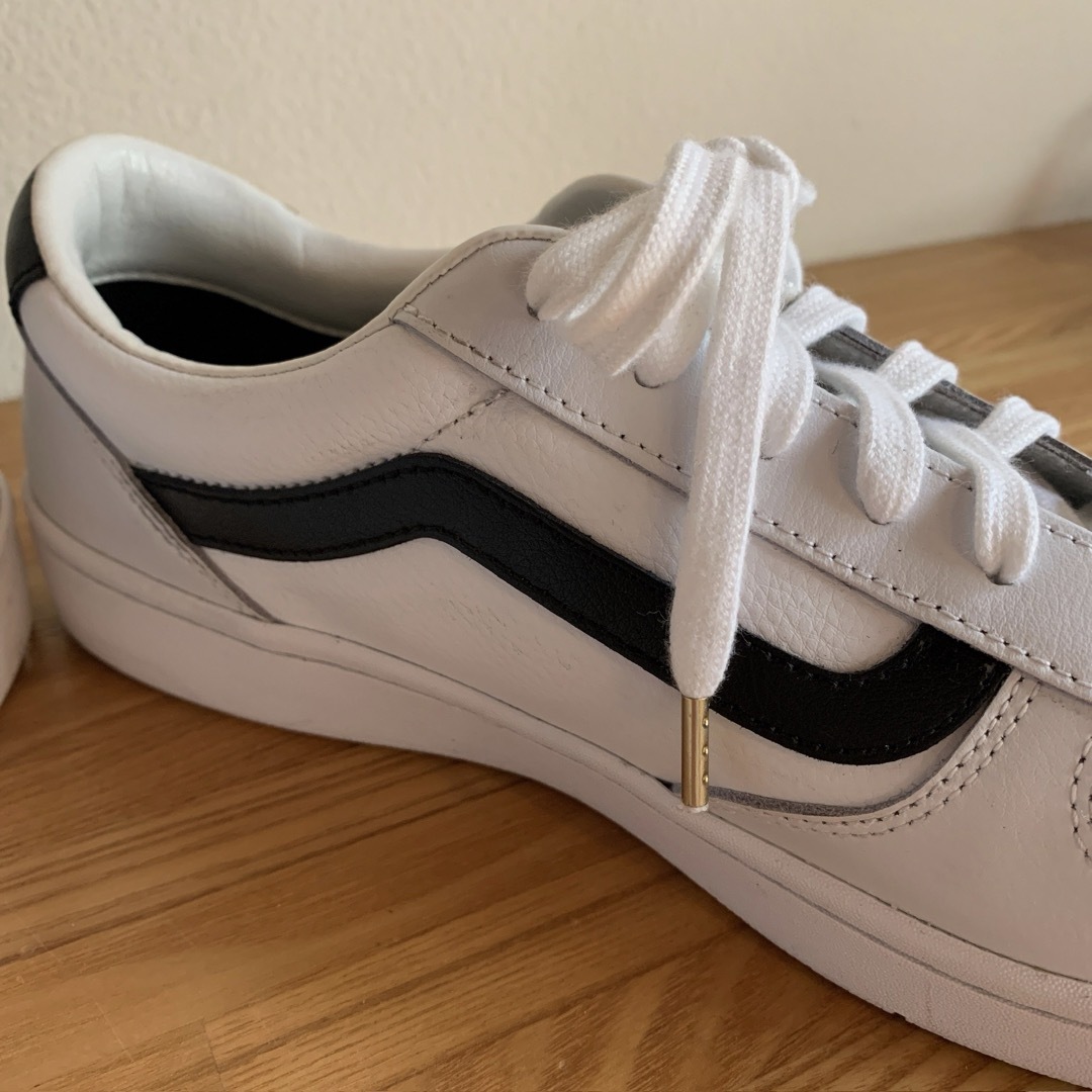 VANS(ヴァンズ)の【美品】VANS　V4410 FLOATER フローター　スニーカー　27.0㎝ メンズの靴/シューズ(スニーカー)の商品写真