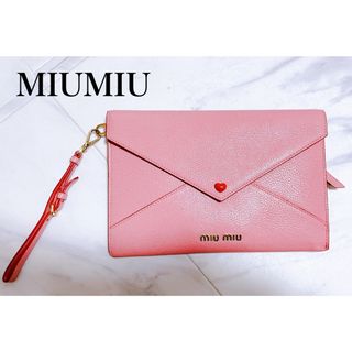 ミュウミュウ(miumiu)の最終価格MIUMIU miumiu ミュウミュウ マルチケース 財布 ピンク(財布)