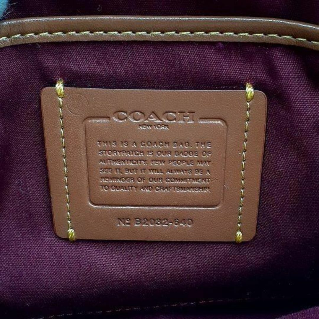 COACH(コーチ)のコーチ COACH ショルダーバッグ 鞄 B2032-640 シグネチャー 白系 レディースのバッグ(ショルダーバッグ)の商品写真