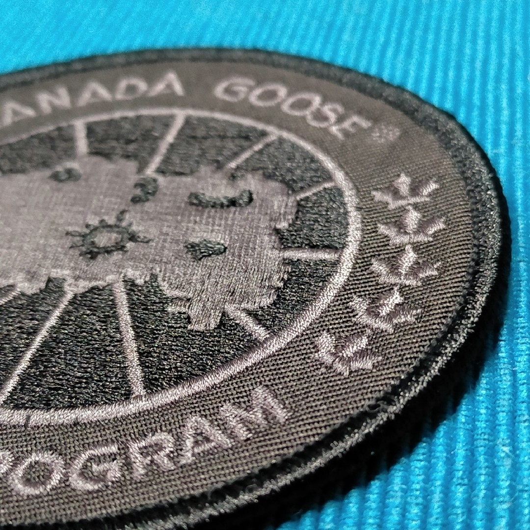 CANADA GOOSE(カナダグース)の【ジャンク品】カナダグース ワッペン［ブラック］ハンドメイド 素材 ハンドメイドの素材/材料(各種パーツ)の商品写真