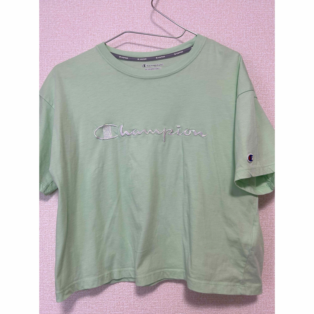 Champion(チャンピオン)のチャンピオン　champion クール　Tシャツ サラサラ 緑 半袖 レディースのトップス(Tシャツ(半袖/袖なし))の商品写真