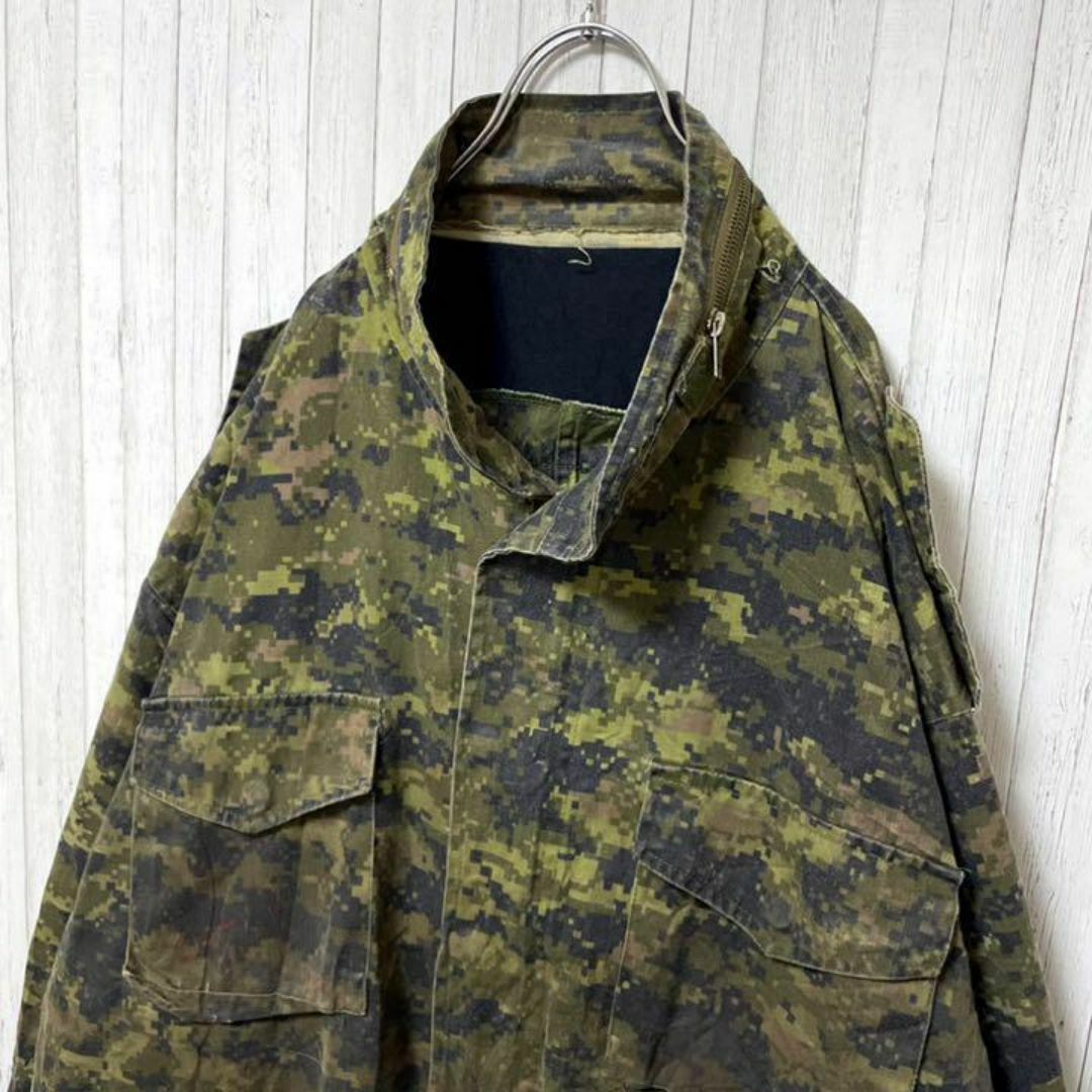 ミリタリージャケット　デジタルカモ　迷彩　カモフラ　ビッグサイズ メンズのジャケット/アウター(ミリタリージャケット)の商品写真