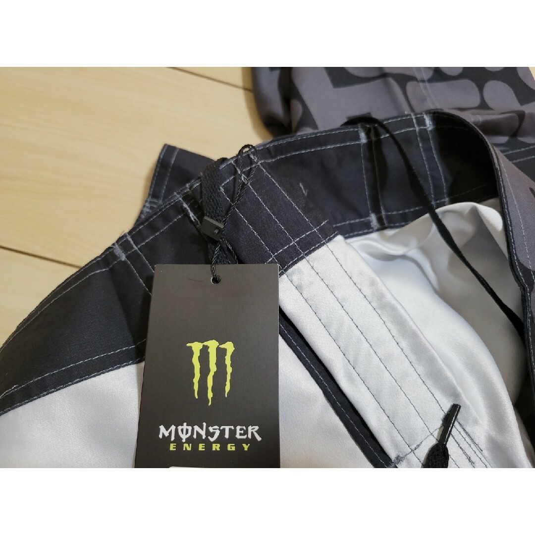 Monster Energy(モンスターエナジー)のMONSTER ENERGY 水着 34 【Lサイズ】 メンズの水着/浴衣(水着)の商品写真
