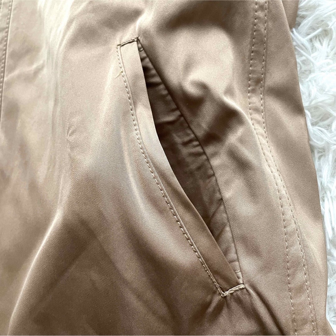 【美品】イブルース　ウィンドジャケット　ナイロンジャケット　フード レディースのジャケット/アウター(ナイロンジャケット)の商品写真