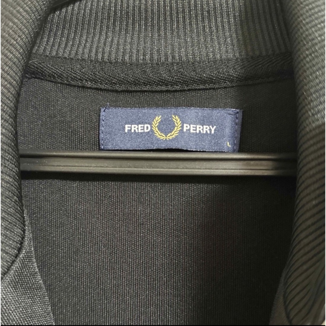 FRED PERRY(フレッドペリー)のFred Perry トラックジャケット メンズのトップス(ジャージ)の商品写真