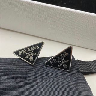 PRADA - PRADA   プラダ　ピアス　刻印あり　