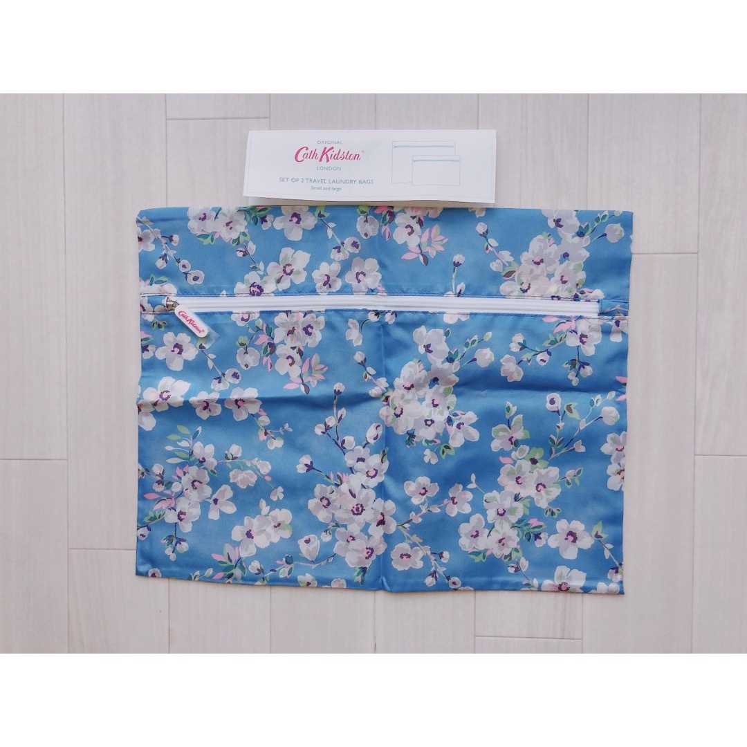 Cath Kidston(キャスキッドソン)の【新品未使用】トラベルポーチ2個セット ウェルズリーブロッサム 花柄 レディースのファッション小物(ポーチ)の商品写真