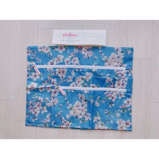 Cath Kidston - 【新品未使用】トラベルポーチ2個セット ウェルズリーブロッサム 花柄